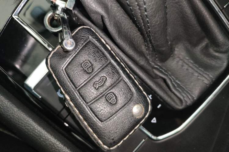 Used Volkswagen Tharu 2019 330TSI Four-Wheel Drive Luxury Edition China VI Standard