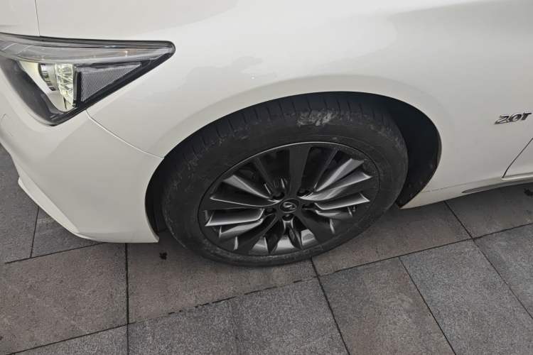 Used Infiniti Q50L 2018 2.0T Enjoyment Version China VI Standard
