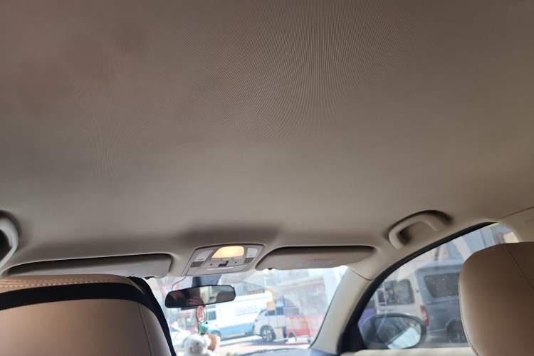 Used Suzuki Kizashi 2011 2.4L Two-Wheel Drive CVT Standard Edition