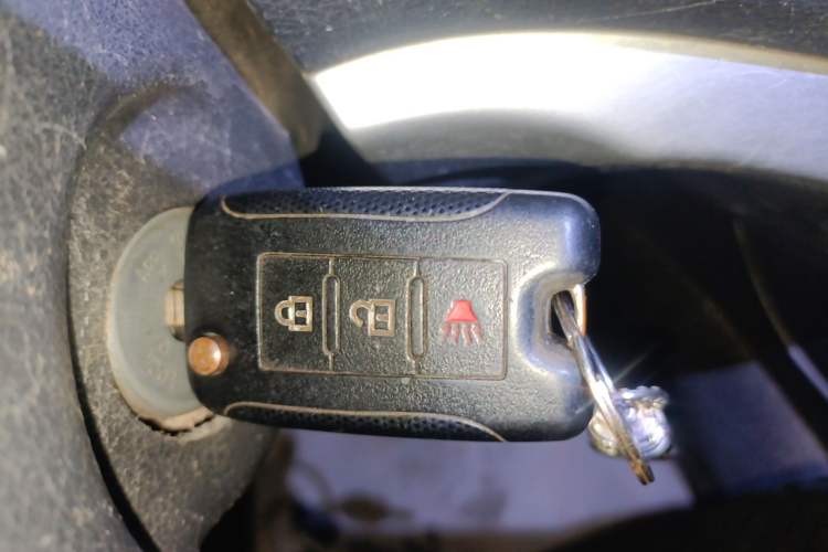 Used Dongfeng Ruichi 6 2020 2.3T Manual Two-Wheel Drive Diesel Standard Version China VI Emission Standard with Long Cargo Bed M9T