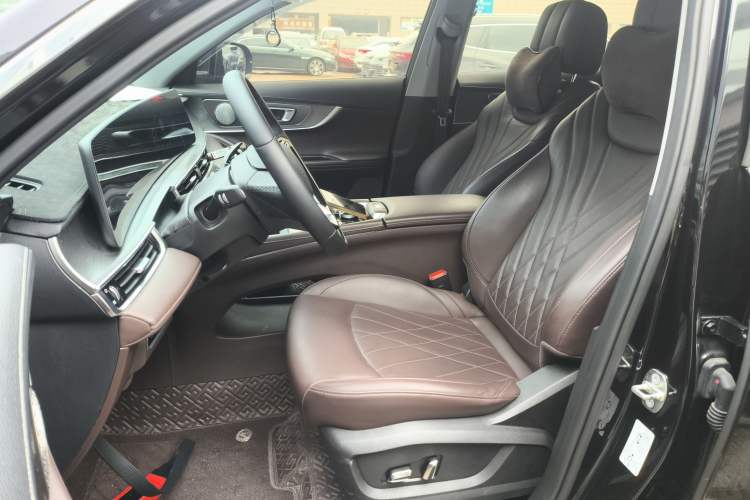 Used Chery Tiggo 8 PRO 2022 390T All-Wheel-Drive Ocean Edition 5 Seats Left Front Seat