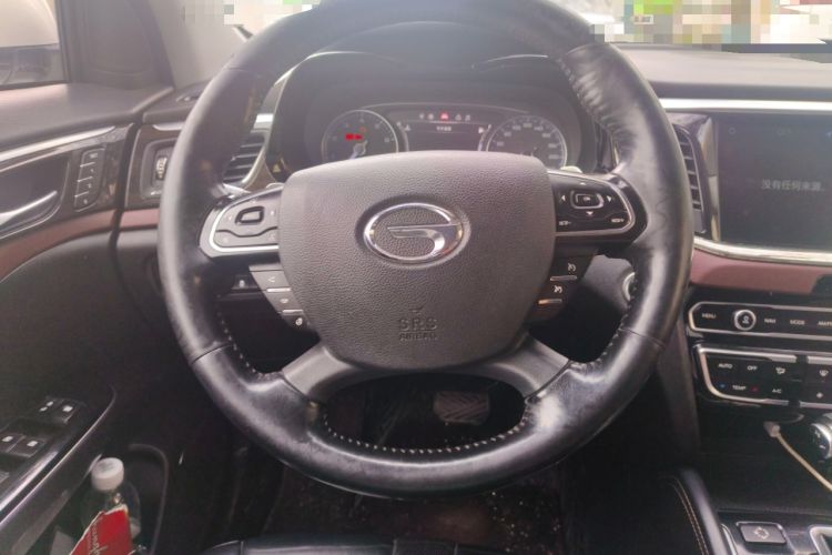 Used GAC Trumpchi GS8 2017 320T Two-Wheel Drive Luxury Smart Connectivity Version (7 Seats)