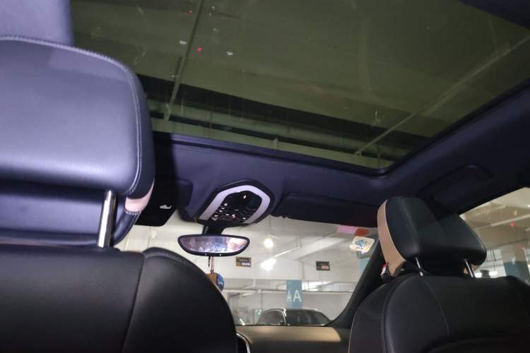 Used Porsche Cayenne 2014 Cayenne Platinum Edition 3.0T