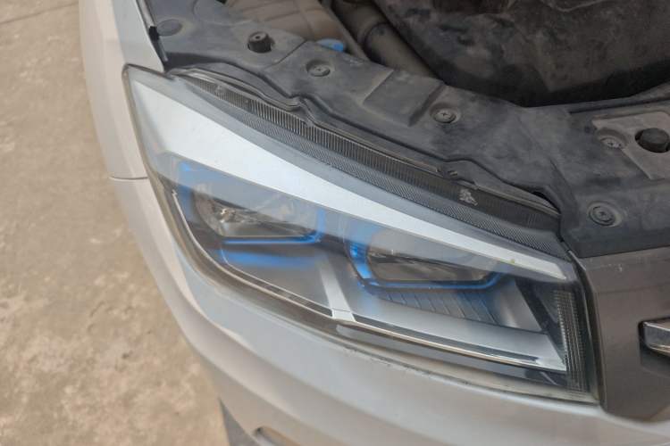 Used CHANGAN CS75 2017 Shangkui Edition 1.5T Automatic Fengxiang Model
