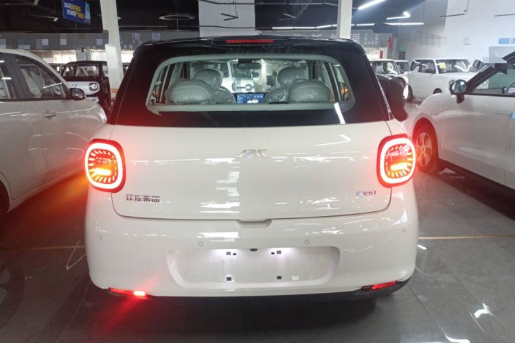 Used JAC Yiwei 3 2024 Beloved Edition 330km Air+
