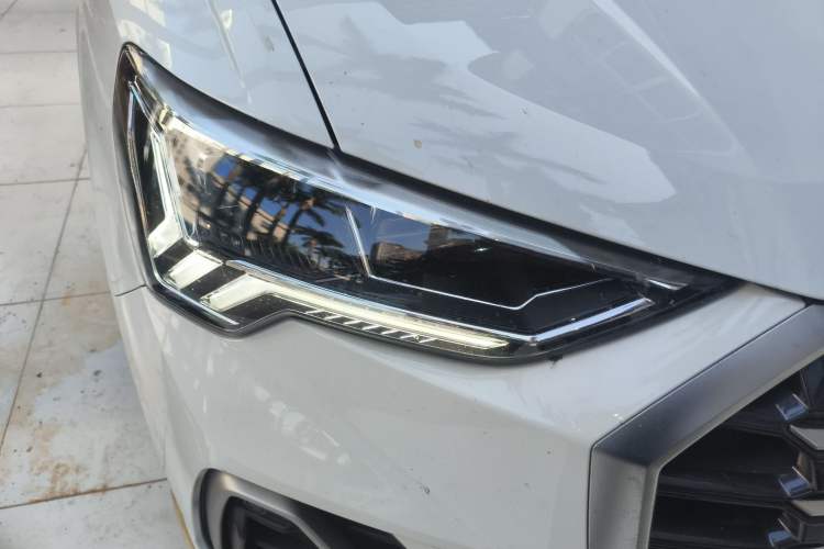 Used Audi Q3 2022 35 TFSI Progressive Dynamic Edition
