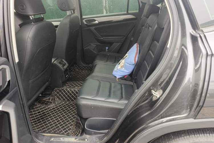 Used Volkswagen Tayron 2019 Teramont Edition 280TSI Two-Wheel Drive Luxury Model China VI Standard Left Rear Seat