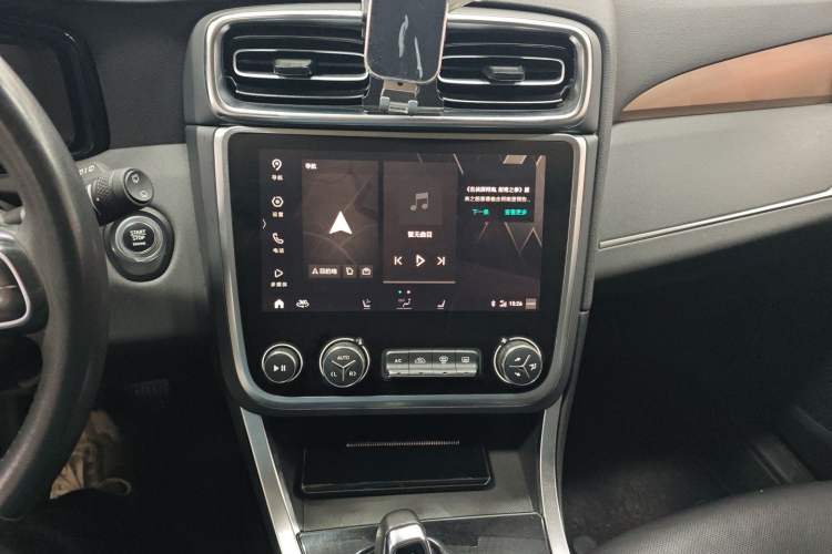 Used Lynk & Co 01 2019 2.0T Two-Wheel-Drive Pro Version China VI Standard