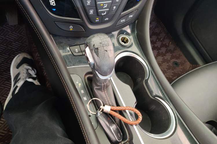 Used Buick Envision 2016 20T Two-Wheel Drive Leading Version Gear Lever