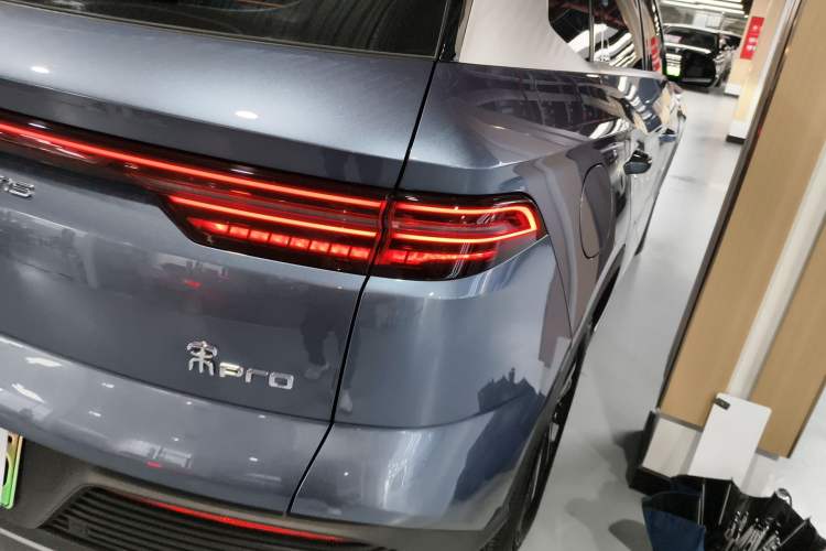 Used BYD Song Pro New Energy 2023 Champion Edition DM-i 71KM Beyond Model Exterior 3