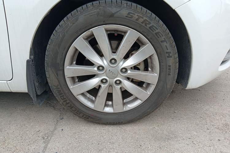 Used Kia K3 2015 1.6L Automatic GLS