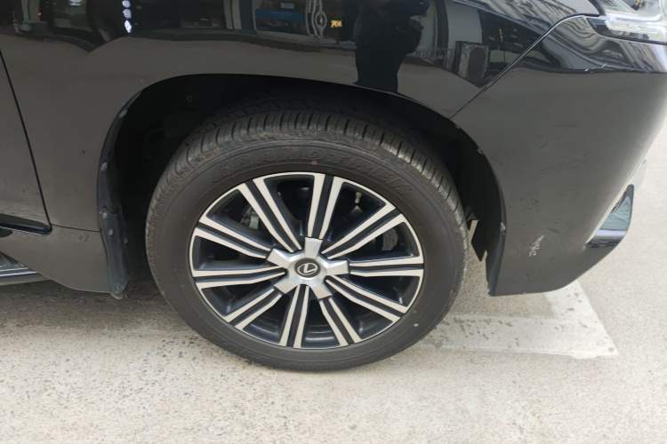 Used Lexus LX 2019 570 Prestige Luxury Edition
