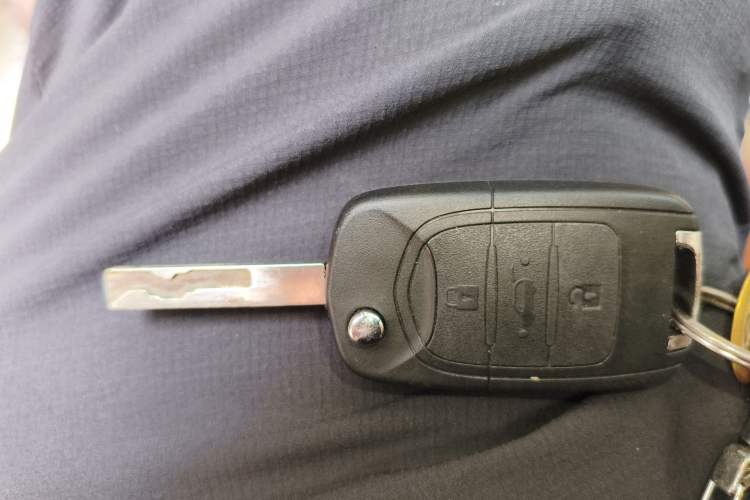 Used Baojun 730 2014 1.5L Manual Luxury Navigation ESP Version 7 Seats