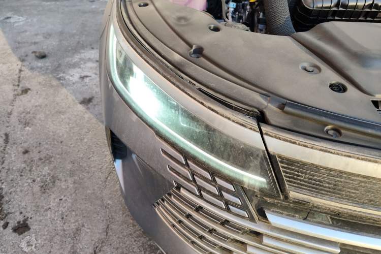 Used BYD Destroyer 05 2024 HONOR Edition DM-i 55KM Luxury Model Right Front Headlight