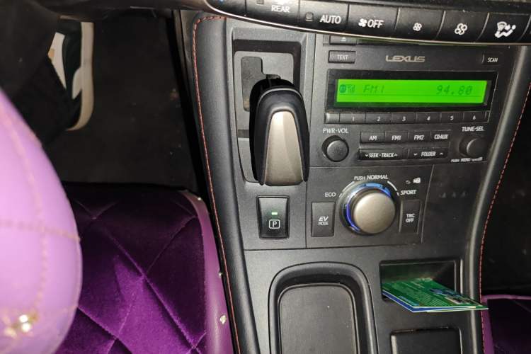 Used Lexus CT 2017 CT200h Elite Edition Monotone China VI Gear Lever