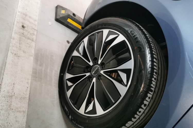 Used BYD Seal 2022 550 km Standard Range Rear-Wheel Drive Prestige Version