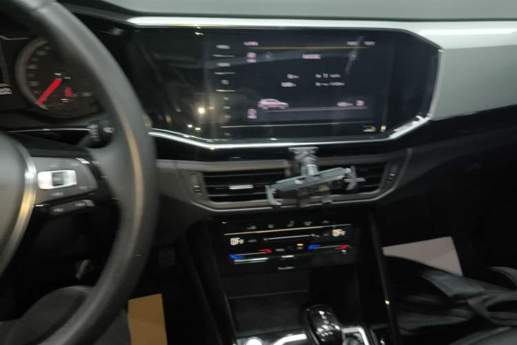 Used Volkswagen Tayron 2022 280TSI Two-Wheel Drive Luxury Smart Connectivity Version
