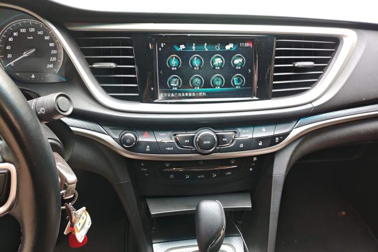 Used Buick GT 2019 18T Automatic Connected Elite Model China VI Standard Audio And AC Panel