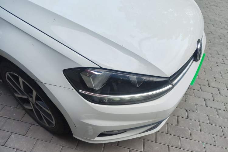 Used Volkswagen Golf 2020 Zhiai Edition 200TSI DSG Comfortable & Ambitious Version Right Front Headlight