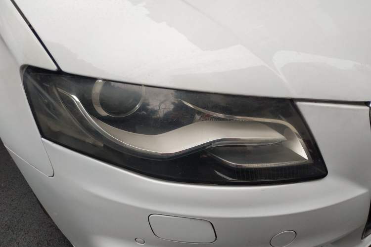 Used Audi A4L 2012 2.0 TFSI automatic standard version