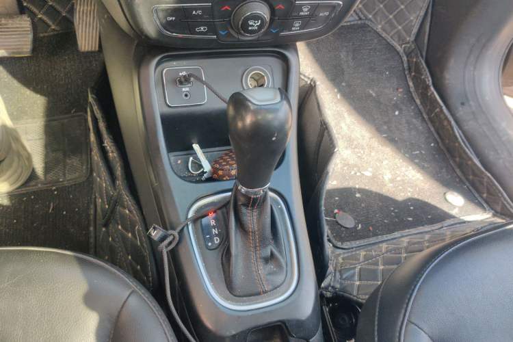 Used Jeep Compass 2017 200T Automatic Family Edition