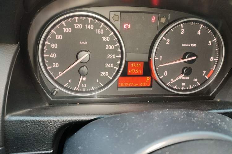 Used BMW X1 2014 sDrive18i Leading Model
