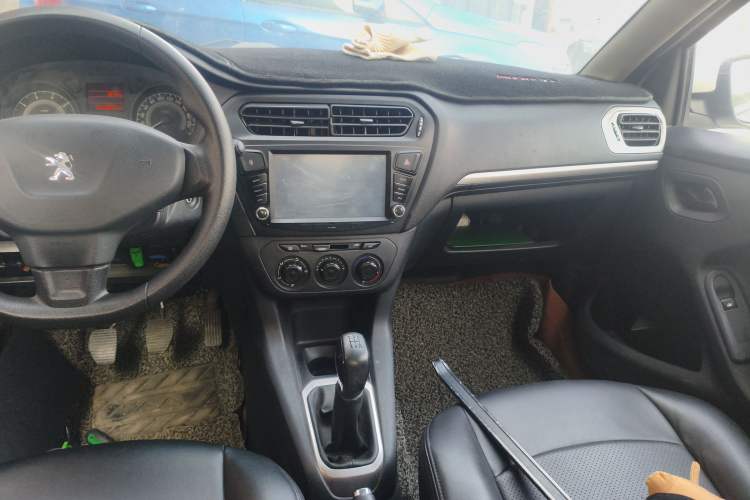 Used Peugeot 301 2016 1.6L Manual Comfort Edition
