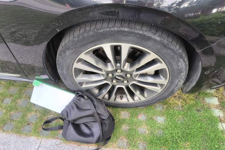 Used Lincoln Continental 2020 2.0T Two-Wheel Drive MONO Limited Edition Prestige Version MONO BLACK