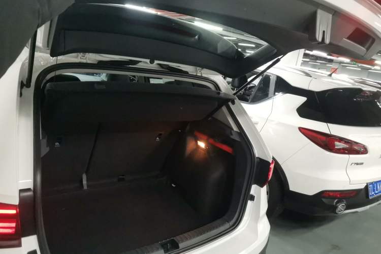 Used Volkswagen Tharu 2021 280TSI Two-Wheel Drive Comfort Edition