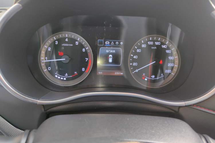 Used Changan CS55 2018 1.5T Manual Colorful Model China V Standard
