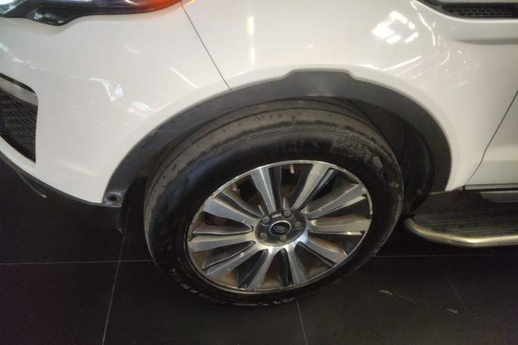 Used Land Rover Range Rover Evoque 2018 240 PS SE Smart Brilliance Edition
