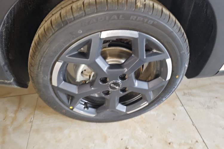 Used BYD Seagull 2025 Smart Drive Version 305 km Freedom Edition Right Rear Wheel Hub