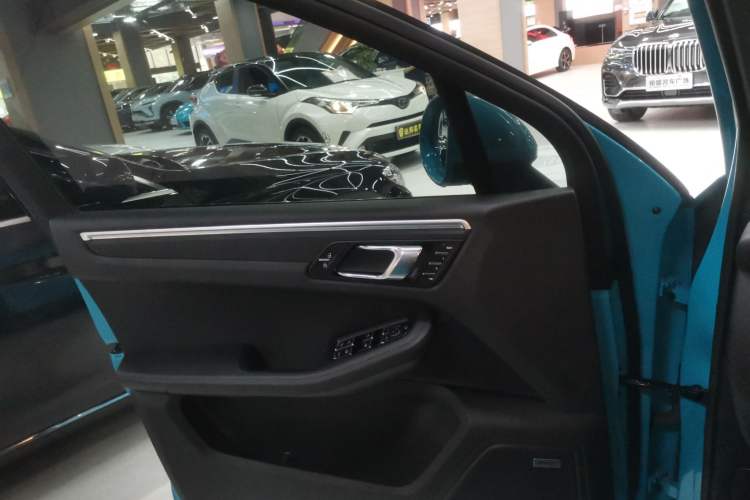 Used Porsche Macan 2021 Macan 2.0T