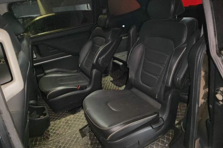 Used Hyundai Custo 2021 270TGDi Prestige LUX Left Rear Seat