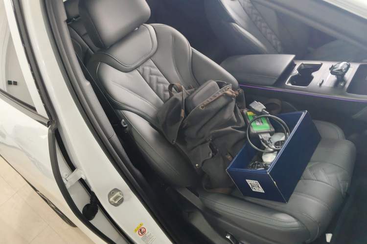 Used BYD Song L DM-i 2025 Intelligent Driving Version 160 km Beyond-Range Type
