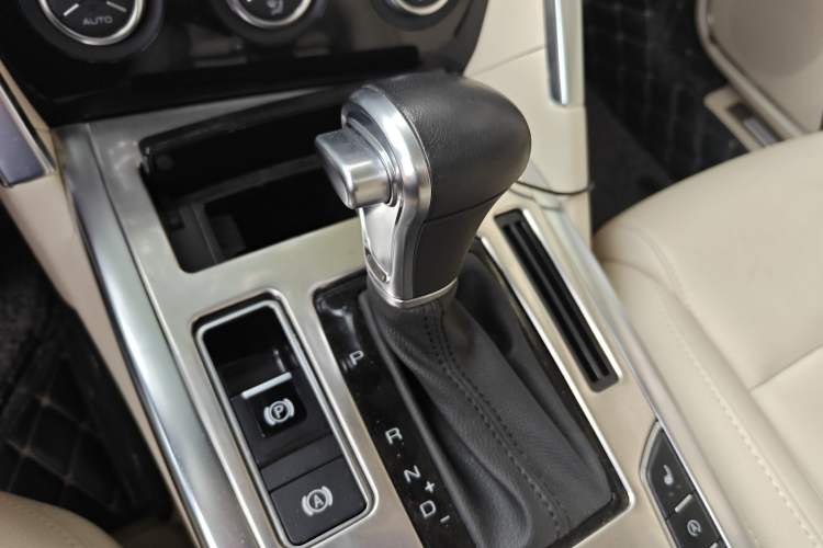 Used Haval H7 2016 Blue-Label H7 2.0T Automatic Luxury Model