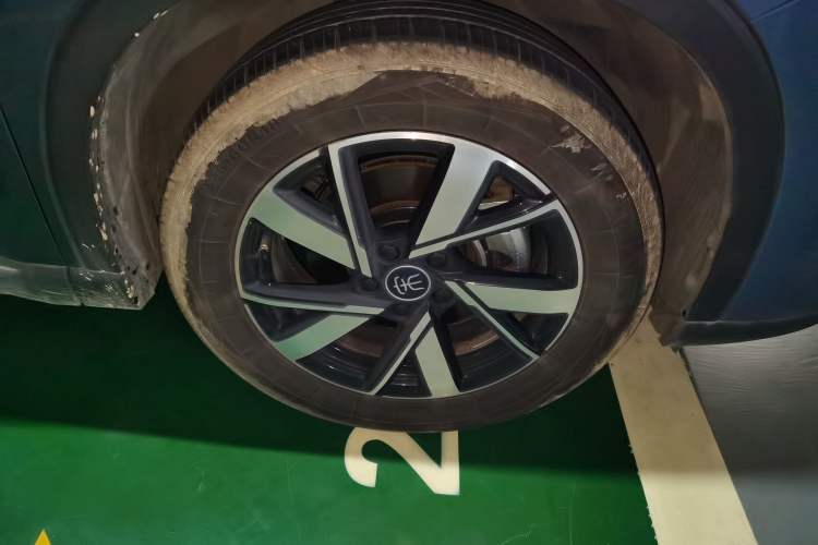 Used BYD Song Pro New Energy 2024 HONOR Edition DM-i 71KM Navigation Model
