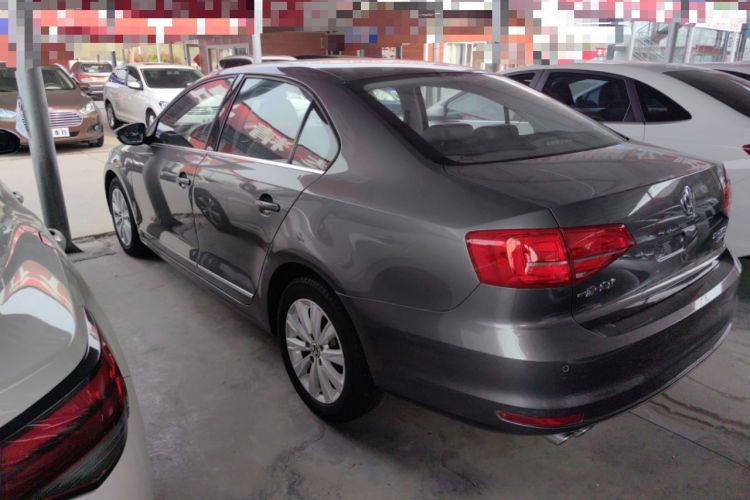 Used Volkswagen Sagitar 2015 230TSI Automatic Comfort Version