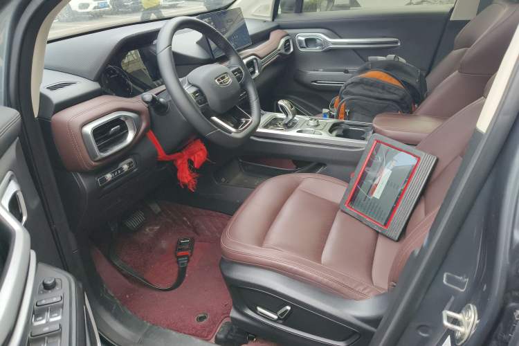 Used Geely Auto Haoyue 2022 1.8TD Automatic Prestige 7-Seater Left Front Seat