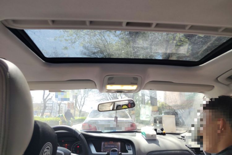 Used Audi A4L 2011 1.8 TFSI Comfort Model Headliner