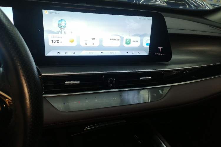 Used Chery Tiggo 8 PRO New Energy 2023 Champion Edition 1.5T 100km King's Version
