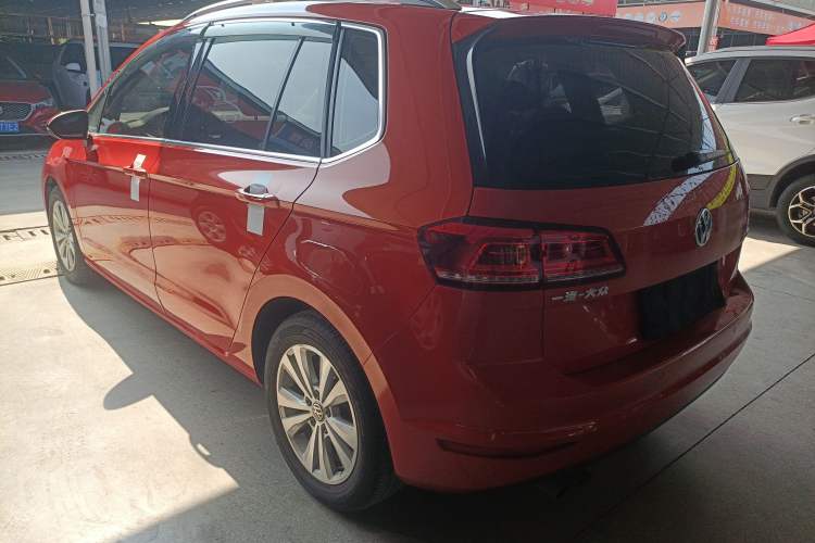 Used Volkswagen Golf Sportsvan 2016 230TSI Automatic Trend Edition
