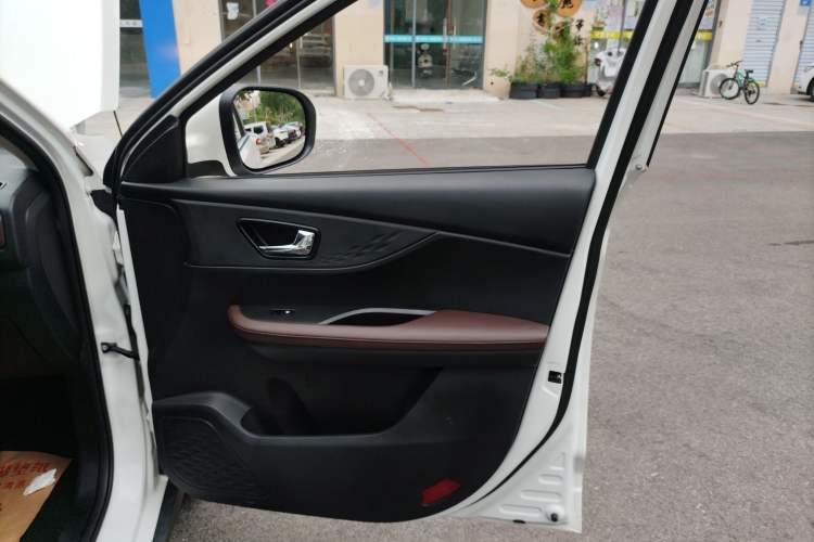 Used Dongfeng Fengon S560 2021 2.0L Manual Urban Version