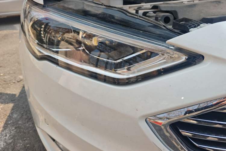 Used Ford Mondeo New Energy 2018 2.0 PHEV Smart-Control Luxury Version China V Standard
