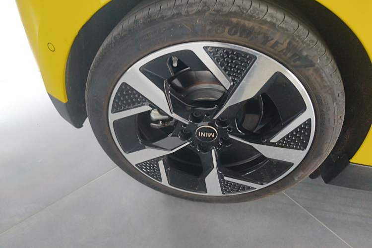 Used MINI Electric COOPER 2024 452km COOPER SE Artist
