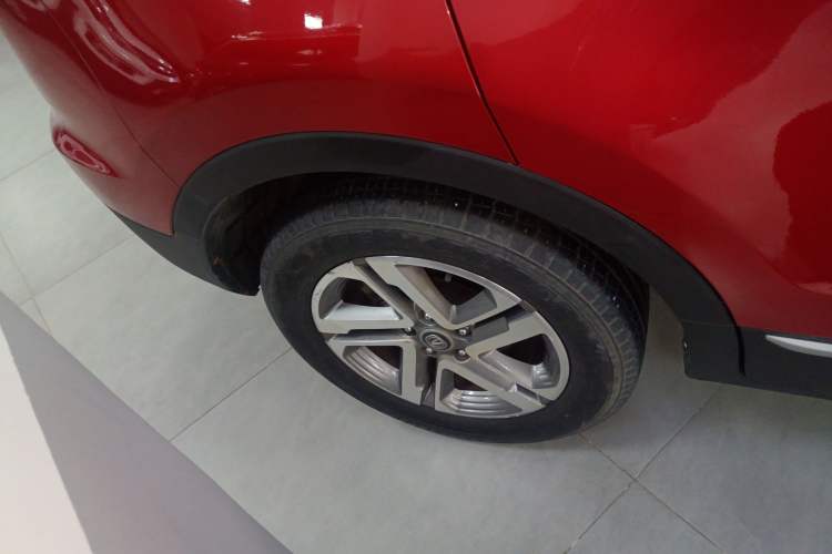 Used CHANGAN CS55 2018 1.5T Automatic Colorful Edition China V Standard Right Rear Wheel Hub