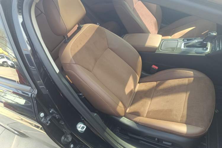 Used Buick Regal 2019 20T Elite Version China VI Standard
