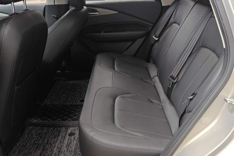 Used Wuling Xingguang 2024 Co-Creation Edition 510 Advanced Model
