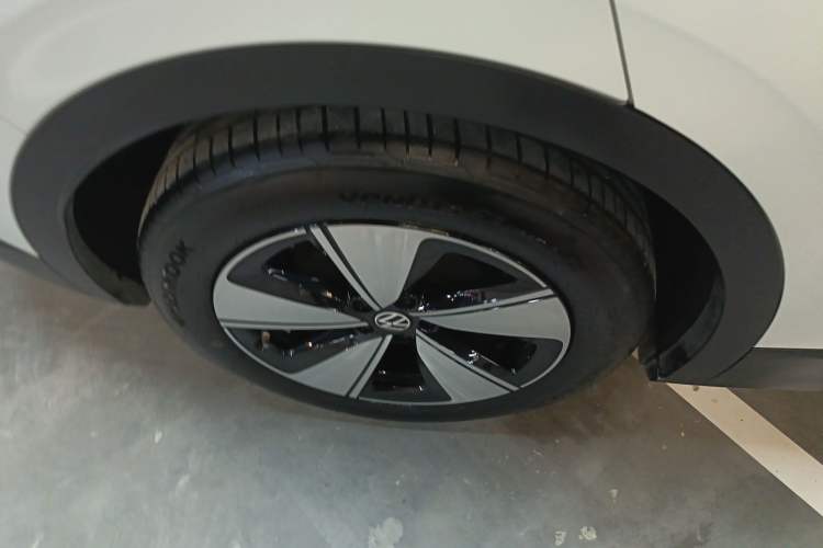 Used Volkswagen ID.4 X 2025 Revised Version Smart Edition Outstanding Grade Exterior 5