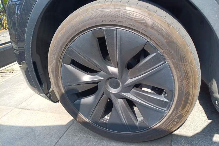 Used Tesla Model Y 2024 Rear-Wheel-Drive Version